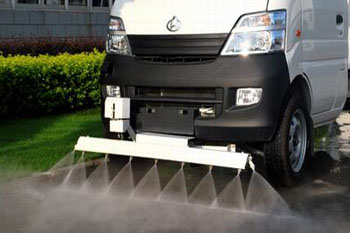 小型人行道专用道路清洗车的优势特点