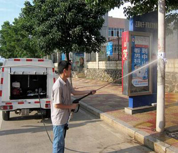 小型人行道专用道路清洗车的优势特点