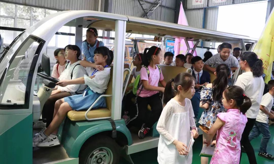 庆祝儿童节，程力举办青少年儿童小记者团“爱生活爱专汽”汽车文化体验活动