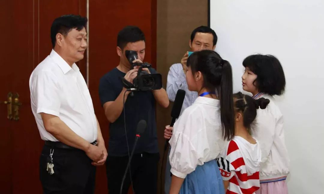 庆祝儿童节，程力举办青少年儿童小记者团“爱生活爱专汽”汽车文化体验活动