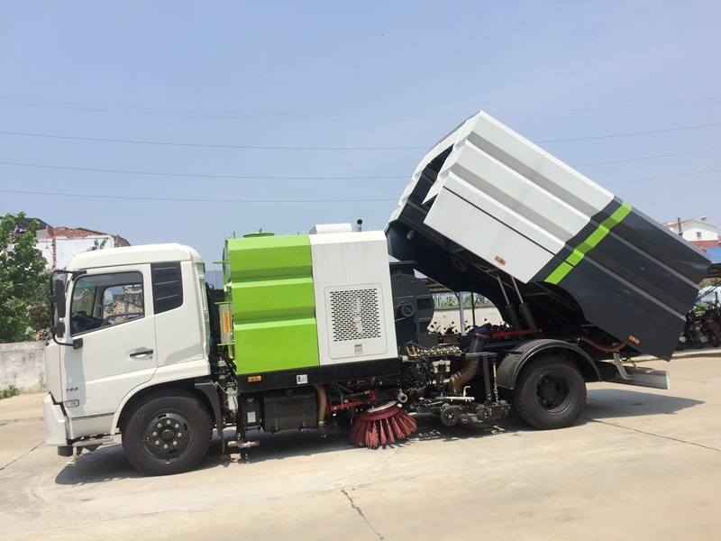 道路高压洗扫车制造厂家 容积大 功能全