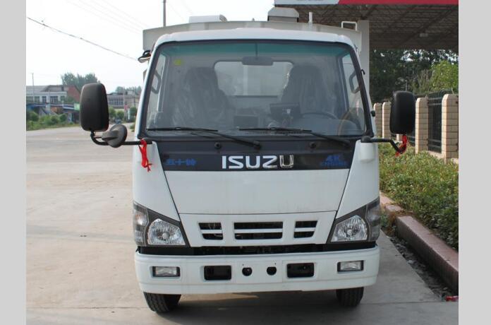 湖北程力真空吸尘式扫路车 一体式扫地车