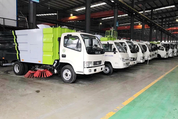 程力扫路车、吸尘车、洗扫车大量现货整装待发