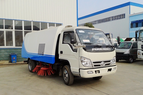 环卫扫路车给我们的生活解决了哪些问题！