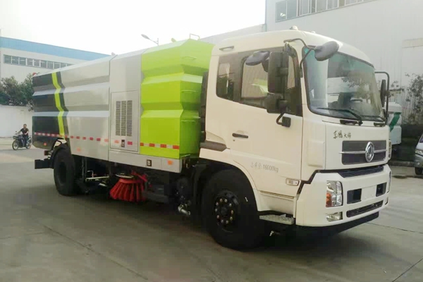 环卫洗扫车避免人为事故应注意那些
