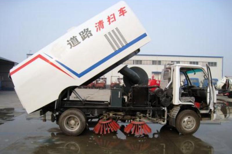 绿色环保作业扫路车,带你贴近新生活