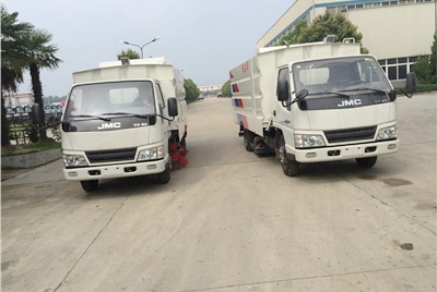 使用程力道路清扫车,环保健康生活等着你