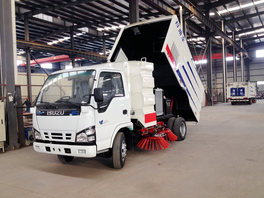 程力道路清扫车不断突破,只为让客户更满意