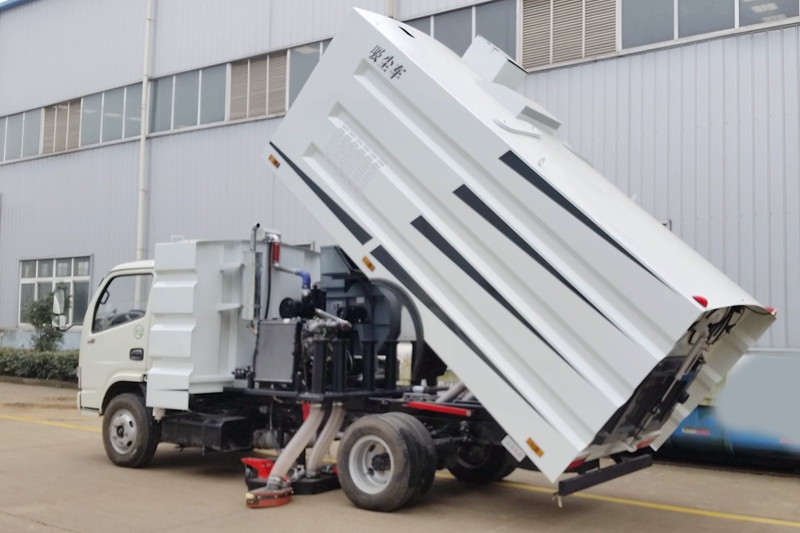 纯吸式扫路车占据市场的优势分析