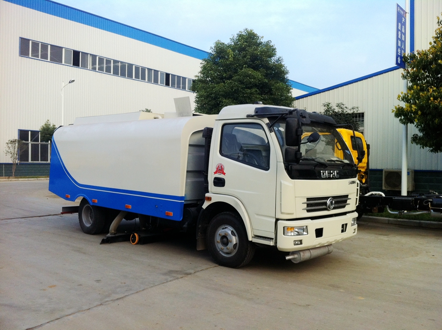 程力纯吸式扫路车3个维护知识