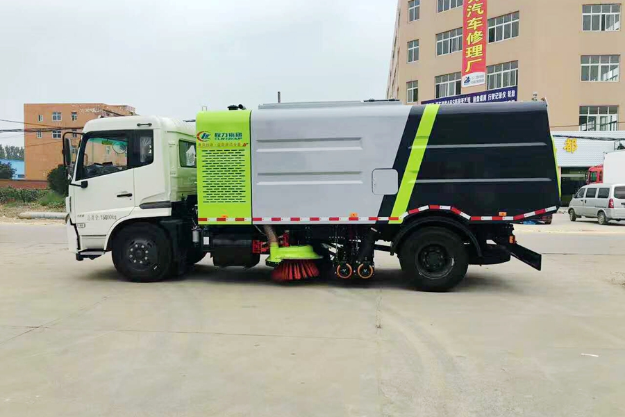 化规范管理养护吸尘车，机动吸尘车的维护和保养