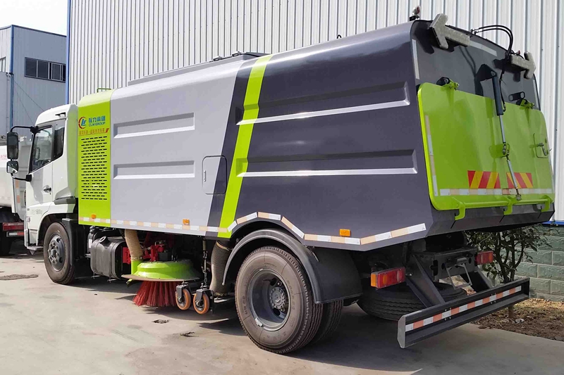 湖北程力扫路车周维护保养细则