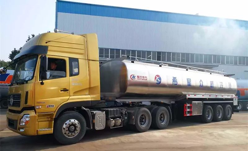 程力鲜奶运输车参加第九届中国奶业大会暨2018年中国奶业展览会斩获颇丰