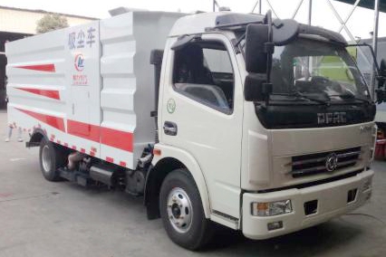 水泥厂专用吸尘扫路车，洒水降尘扫路车