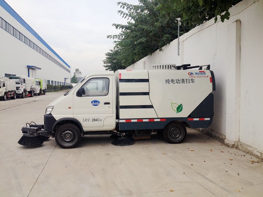 进口垃圾清扫车价格及售后问题或将推动国内清扫车发展[转载]