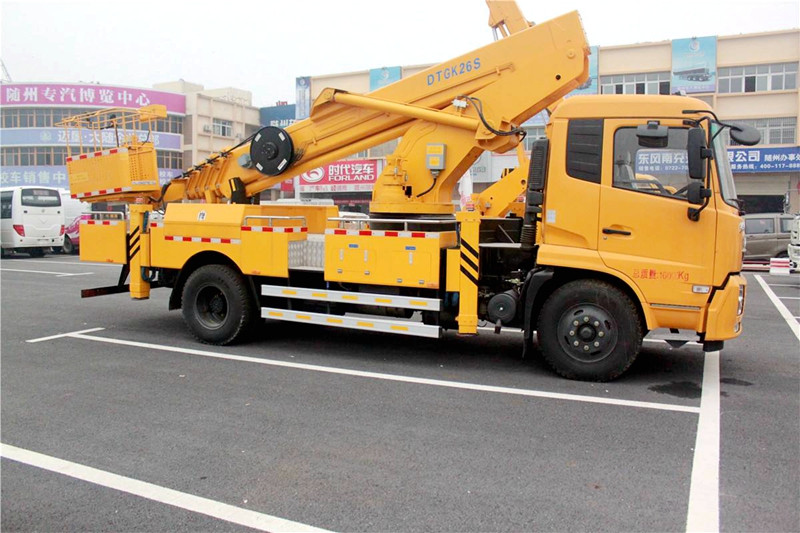 22米底盘型号DFL1160BX4高空作业车配置表