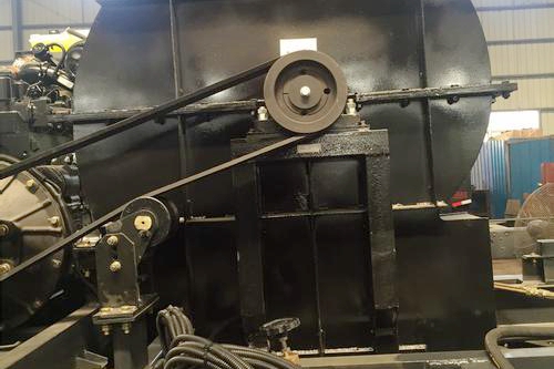 扫路车风机的特点及抗磨损、降噪、抗积尘措施