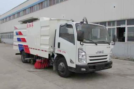 为什么雨天还能看到洒水扫路车在工作