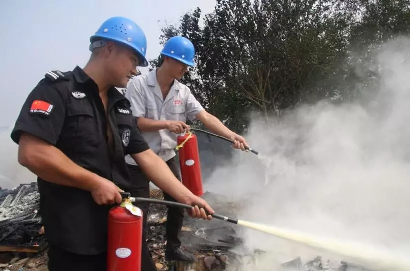 程力重工开展消防实 演习-预防火灾、消除安全隐患