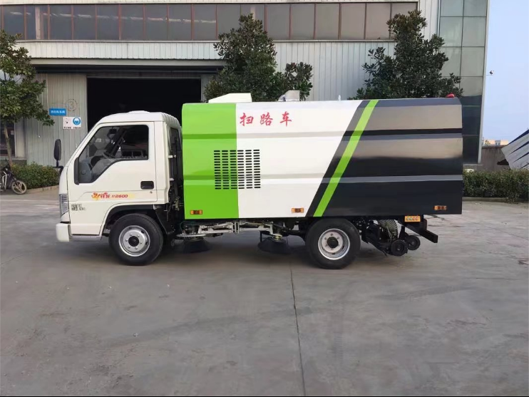 福田小型扫路车