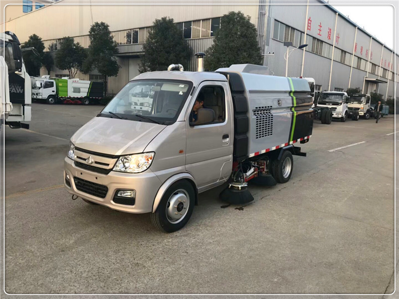 小型长安扫地车配置、简介及图片参数