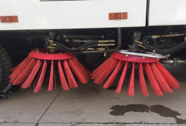 东风小多利卡扫地车的9大优势特点