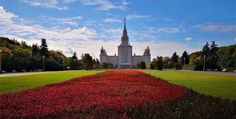 程力汽车集团赴俄罗斯参与国家“一带一路”大 略建设，展开商务学习之旅收获满满！