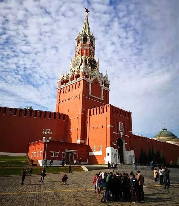 程力汽车集团赴俄罗斯参与国家“一带一路”大 略建设，展开商务学习之旅收获满满！