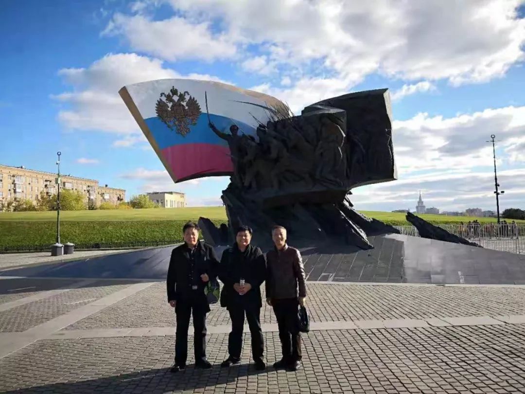 程力汽车集团赴俄罗斯参与国家“一带一路”大 略建设，展开商务学习之旅收获满满！