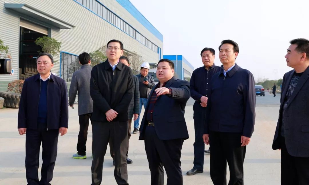 随州新任市****陈瑞峰视察程力集团**提“品质随州”新思路发展模式