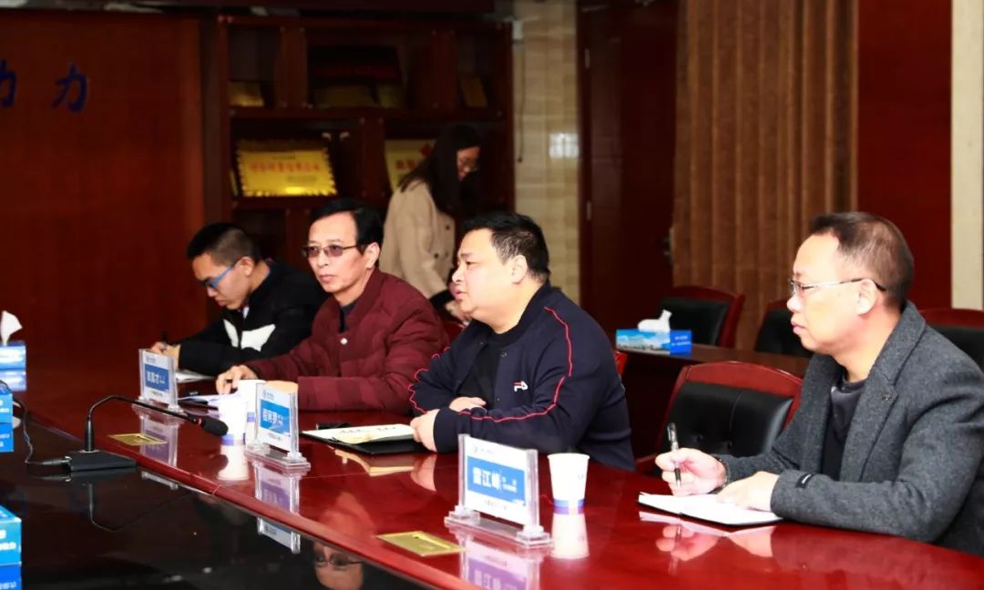 湖北省国税局党组成员、纪检组长刘晓东莅临程力集团指导工作