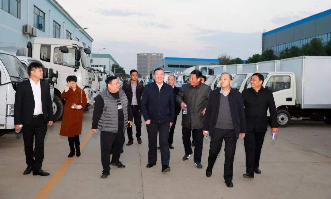 随州市市**常**、统 部部长冯茂东率领成都商团莅临程力集团