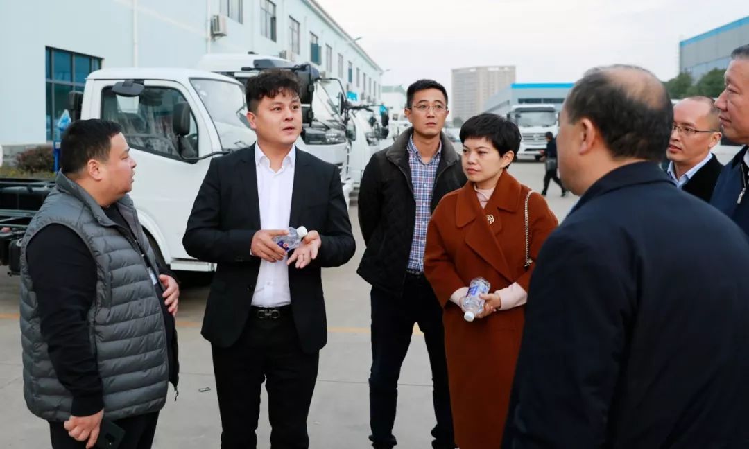 随州市市**常**、统 部部长冯茂东率领成都商团莅临程力集团