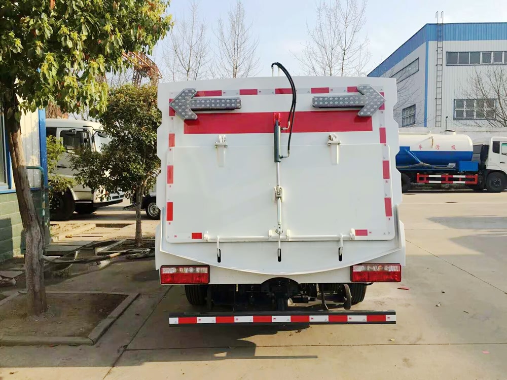 公路垃圾清扫车价格