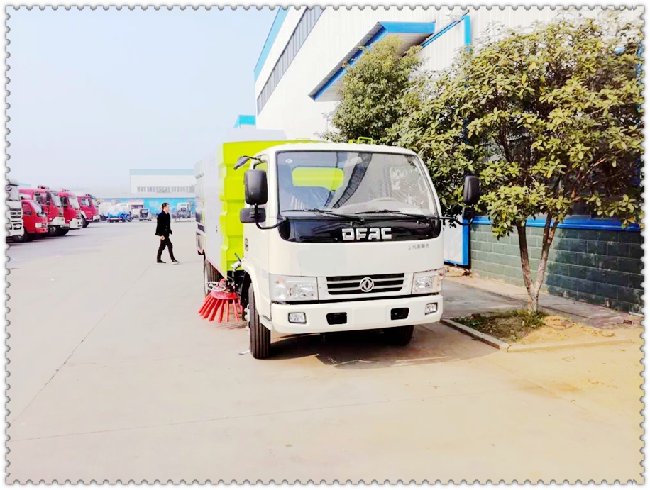 砂石吸尘扫地车