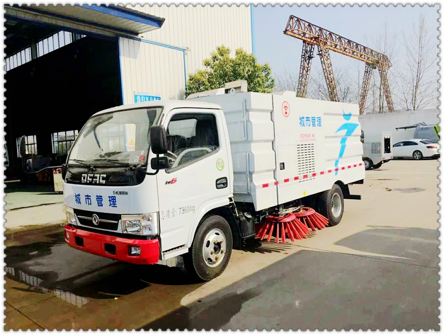 5吨扫地垃圾车