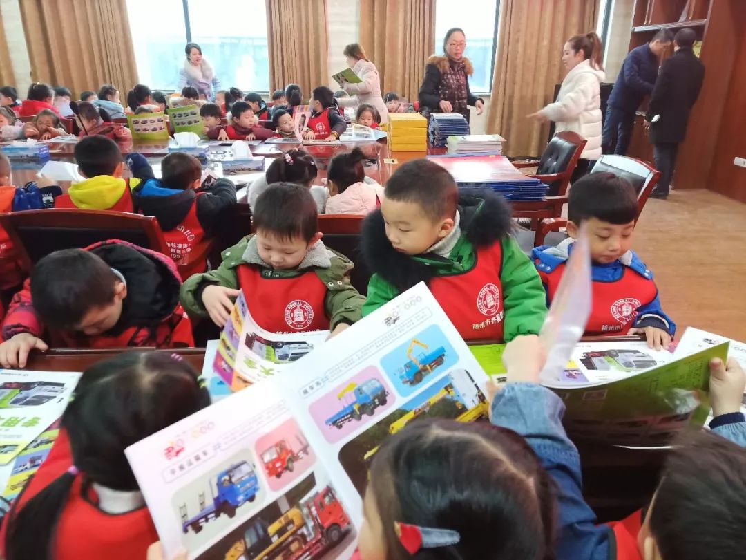 专汽文化科普教育从孩子抓起