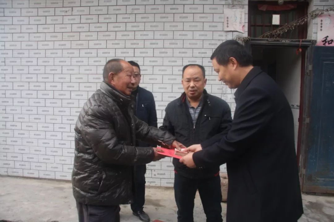 爱心传递火炬，奉献点燃希望-程力重工爱心捐款帮助受灾同事重建温馨之家