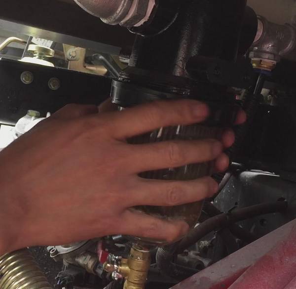 扫路车、吸尘车、洗扫车的水过滤器怎么清洗保养？