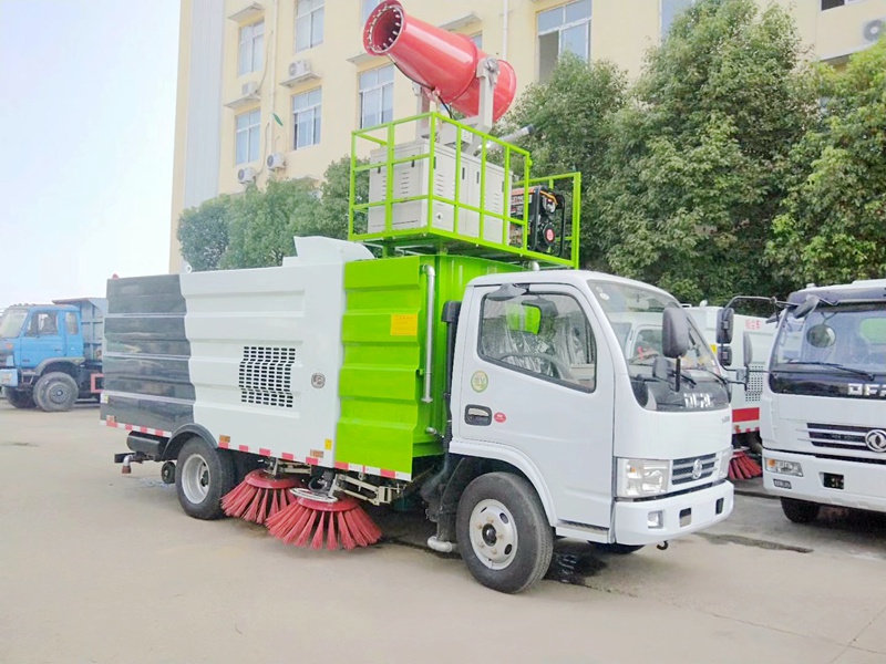 多功能除雪扫路车