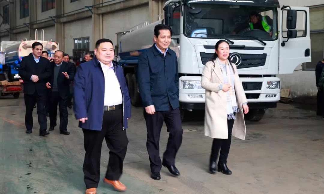 湖北省**统 部副部长、省工商联党组**王兆民率队三顾程力，指导推进民营企业稳健发展