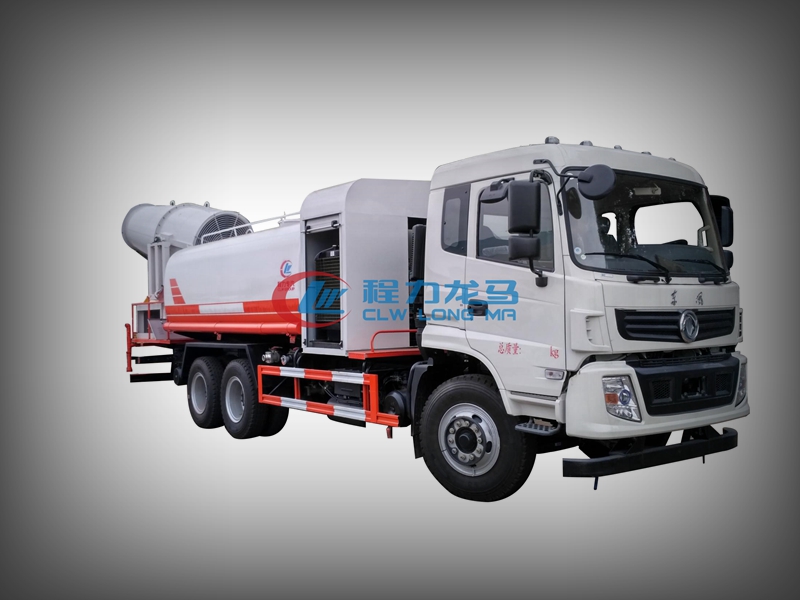 大型后双桥雾炮车