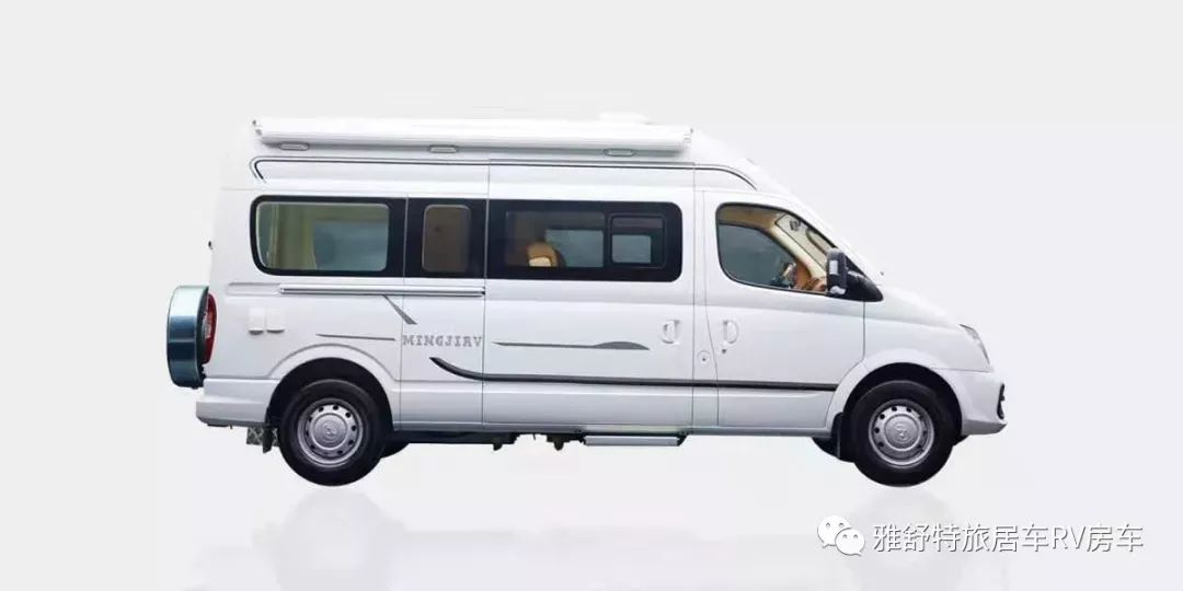 程力房车----大通V80长轴高顶旅居版，精工打造网红爆款商务旅居房车
