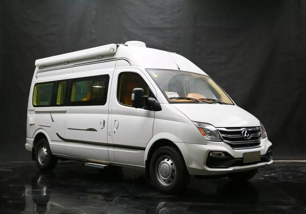 程力房车----大通V80长轴高顶旅居版，精工打造网红爆款商务旅居房车