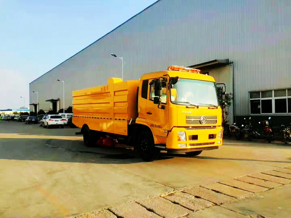 扫路车自动离心式离合器工作原理及日常注意事项