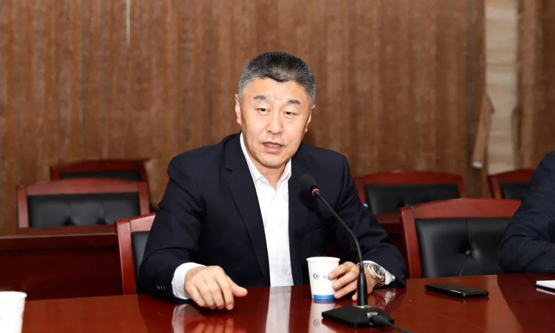 大运集团与程力专汽达成 略合作伙伴关系