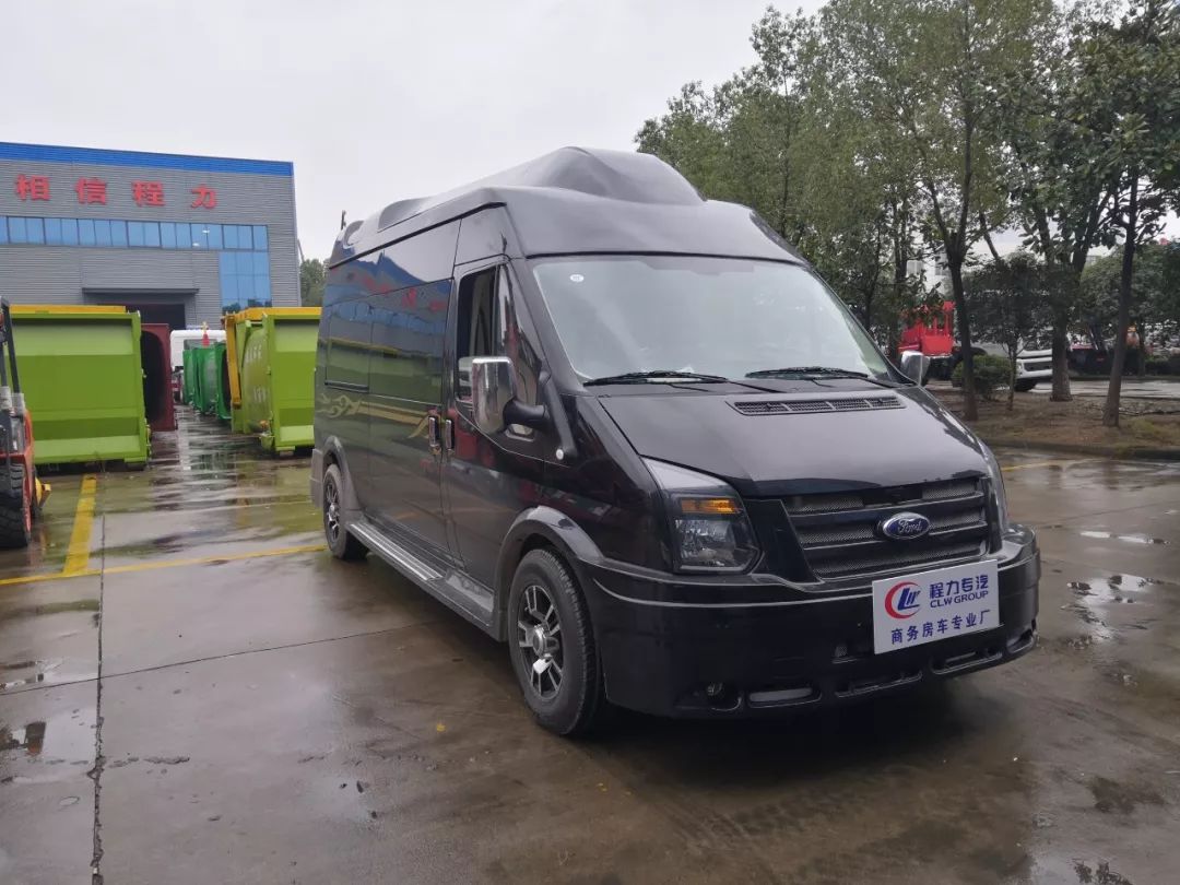 程力国六福特高端商务房车引爆年终抢购热潮！