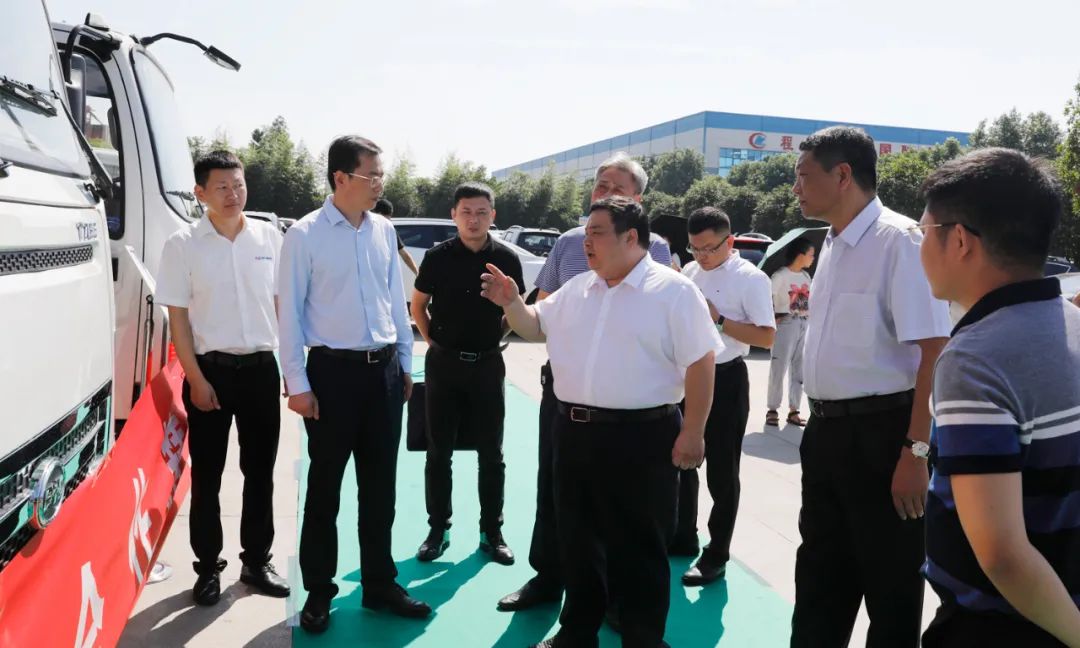 新能源巨头比亚迪与专汽可靠企业程力汽车集团强强联合，共同开发中国新能源专用车市场蓝海