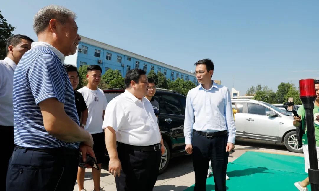 新能源巨头比亚迪与专汽可靠企业程力汽车集团强强联合，共同开发中国新能源专用车市场蓝海