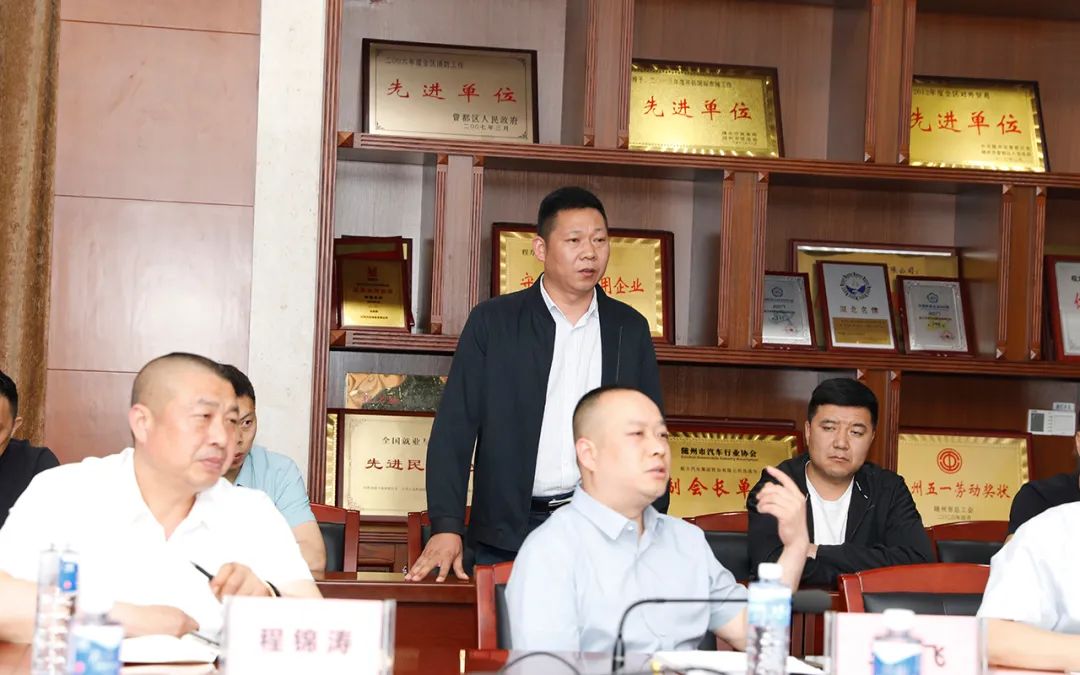 程力汽车集团与南京依维柯汽车有限公司达成 略合作伙伴关系协议